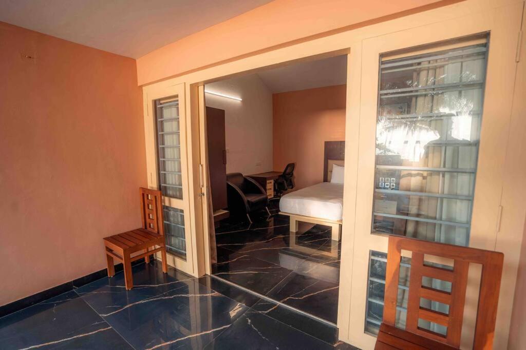 Baywatch By Grha - A Picturesque Beachfront Villa كاليكوت المظهر الخارجي الصورة