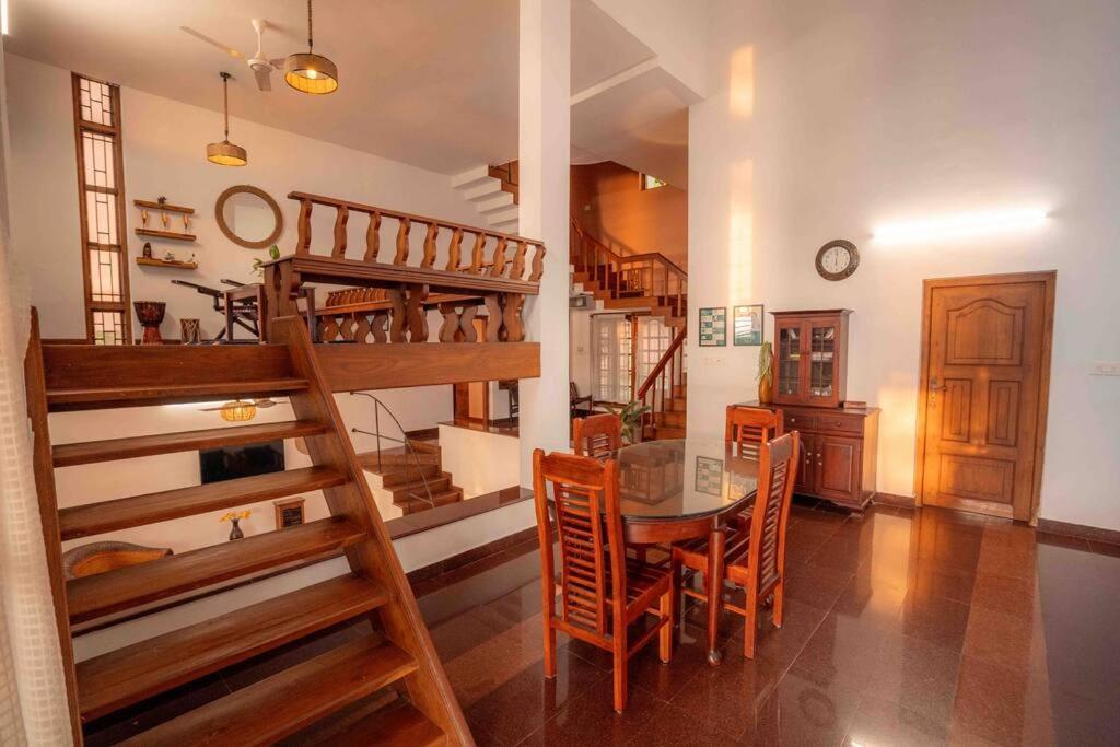 Baywatch By Grha - A Picturesque Beachfront Villa كاليكوت المظهر الخارجي الصورة